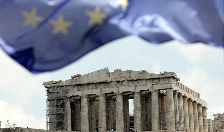 Βloomberg: Τα τρία σενάρια για το μέλλον της Ελλάδας