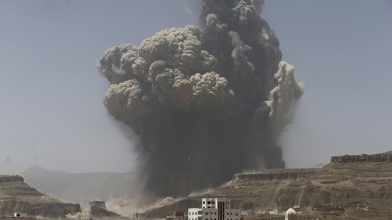 Ισχυρή έκρηξη σε αποθήκη πυραύλων στην Υεμένη [ΒΙΝΤΕΟ]