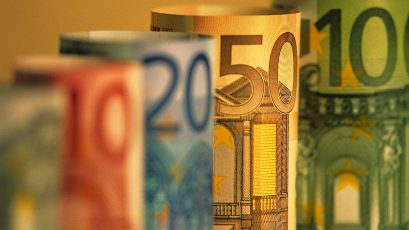 ΕΚΤ: Έλεγχος στην κίνηση κεφαλαίων στις τράπεζες γίνεται μόνο με κυβερνητική εντολή