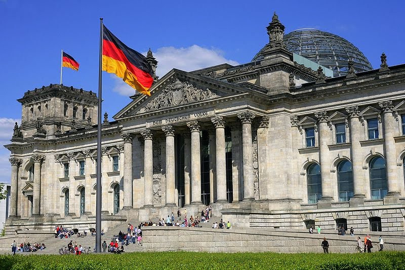 Εκπρόσωπος Μέρκελ: Αμετάβλητες οι απαιτήσεις της Γερμανίας για την Ελλάδα