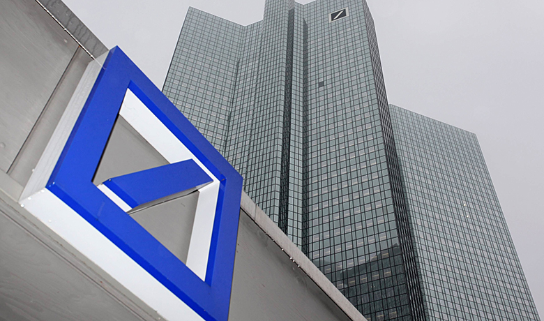 Πέντε μάνατζερ της Deutsche Bank στο εδώλιο