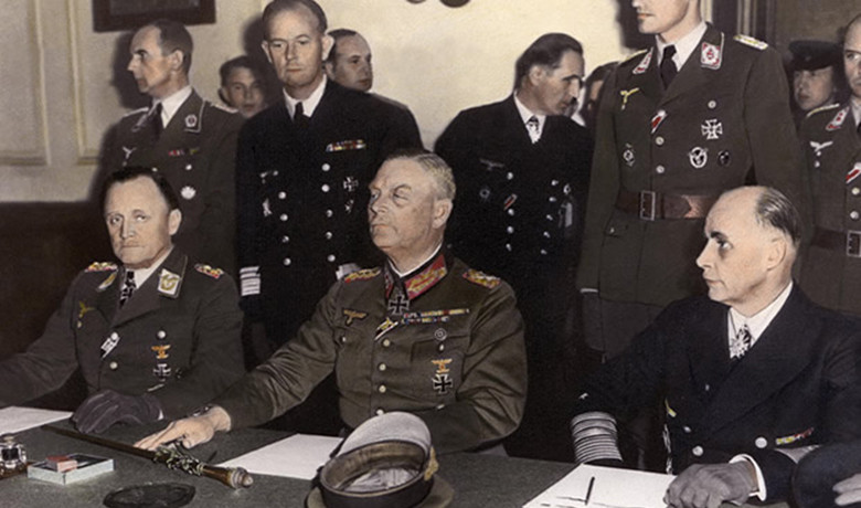 Πώς υποδέχθηκαν Ευρώπη και ΗΠΑ τη συνθηκολόγηση των Ναζί [BINTEO+ΦΩΤΟ]