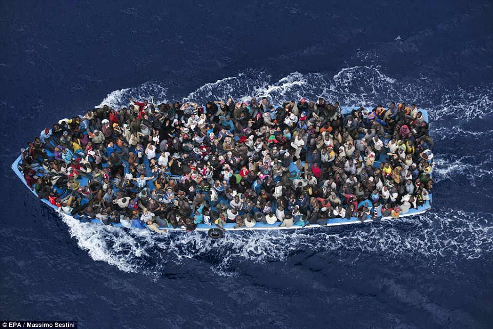 Νοτιοανατολική Ασία: Διακινητές έχουν εγκαταλείψει χιλιάδες πρόσφυγες στη θάλασσα