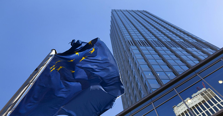 Στέλεχος ΕΚΤ: Όλοι θέλουν να παραμείνει η Ελλάδα στο ευρώ