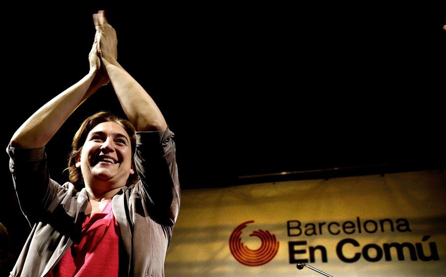Η δήμαρχος των Podemos στη Βαρκελώνη οραματίζεται τη δημοκρατία και την αλλαγή [ΒΙΝΤΕΟ]