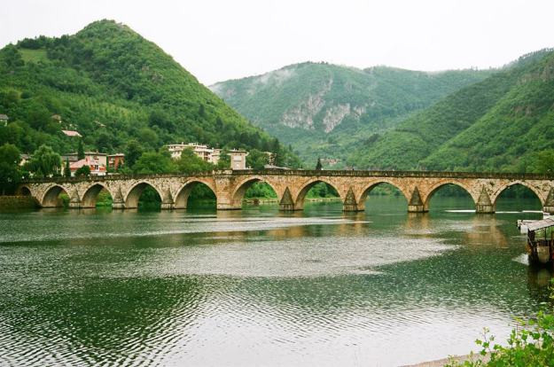 Βαλκάνια: Γέφυρες και όχι Τείχη!