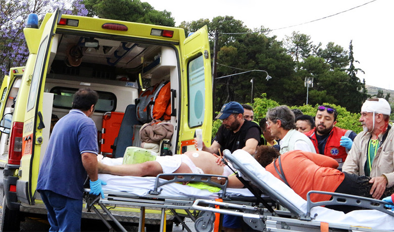 Κρήτη: Τραυματίστηκαν τουρίστες από κεραυνό [ΦΩΤΟ]