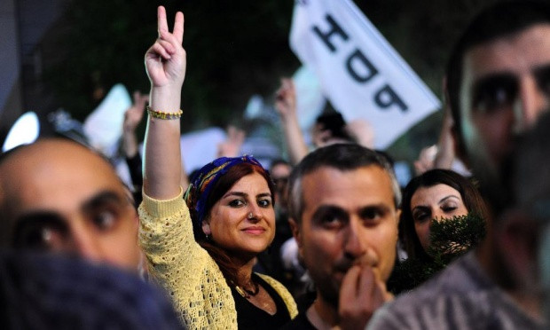 Μήνυμα του ΣΥΡΙΖΑ για την επιτυχία του HDP στις εκλογές της Τουρκίας