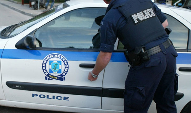 Αστυνομικός των ΜΑΤ στραγγάλισε την 7χρονη κόρη του