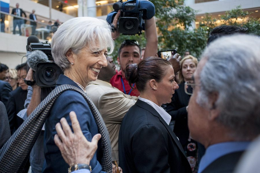 FAZ: Πώς το ΔΝΤ τορπίλισε τον συμβιβασμό Αθήνας – δανειστών