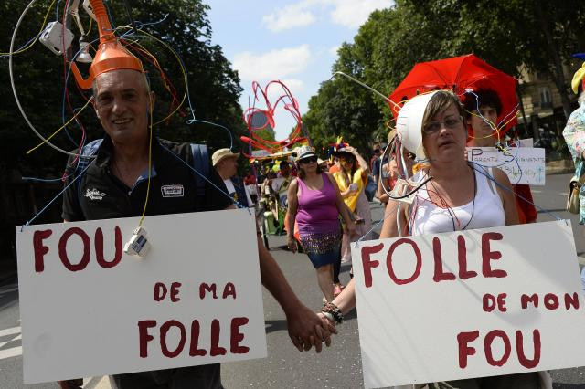 Γαλλία: Mad Pride ενάντια στο στίγμα των ψυχικών ασθενειών [ΦΩΤΟΓΡΑΦΙΕΣ]