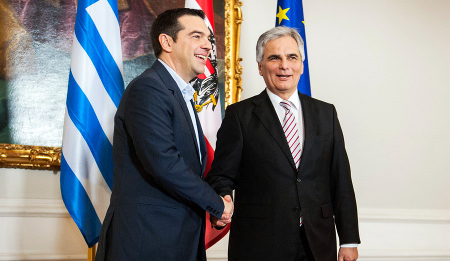Καγκελάριος Αυστρίας: Σταματήστε τη λιτότητα, δώστε ελπίδα στην Ελλάδα
