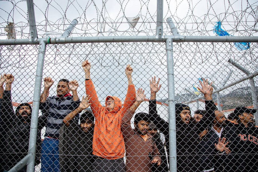 Η Κομισιόν ζητάει την απέλαση όσων μεταναστών δεν δικαιούνται άσυλο