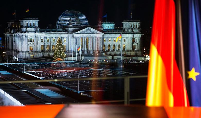 Βερολίνο: Η λύση θα είναι πολιτική στη Σύνοδο Κορυφής
