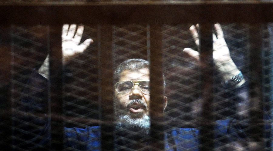 Ο Μόρσι καταδικάστηκε σε θάνατο – Η Μουσουλμανική Αδελφότητα καλεί σε εξέγερση