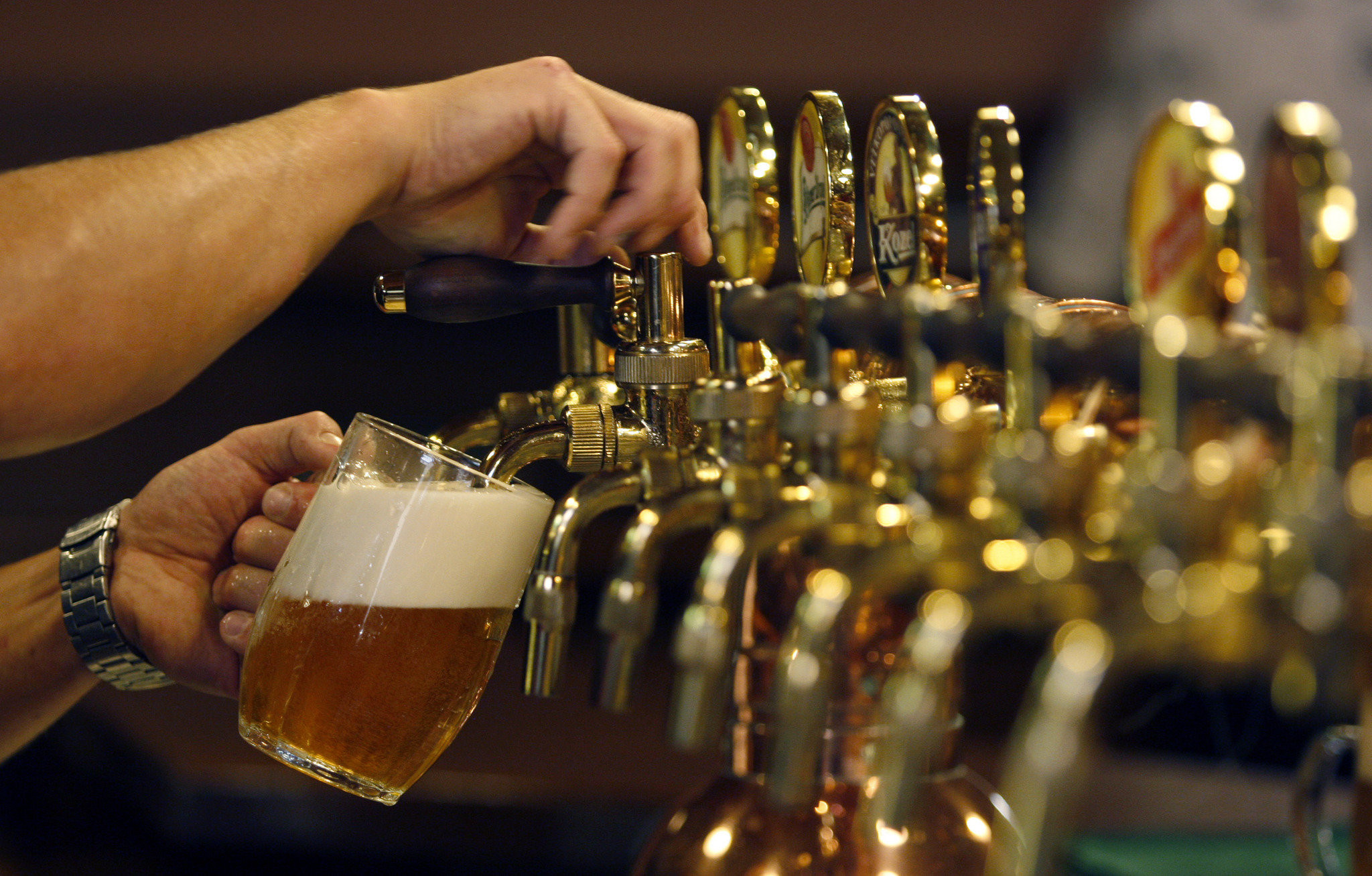 Έρχεται ο «φόρος μπίρας» για δράσεις ανακύκλωσης