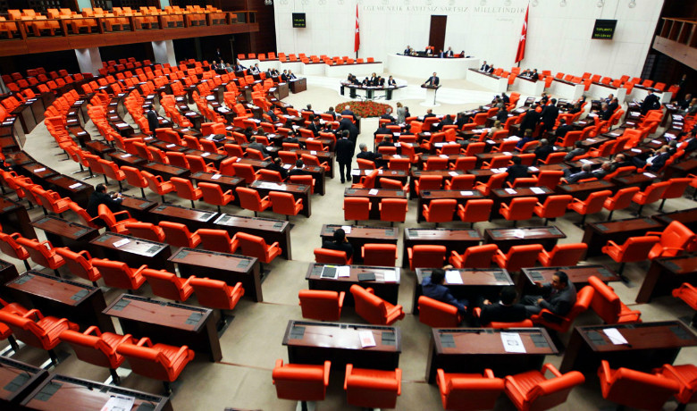 Τουρκία: Aνυπέρβλητοι οι όροι για έναν κυβερνητικό συνασπισμό