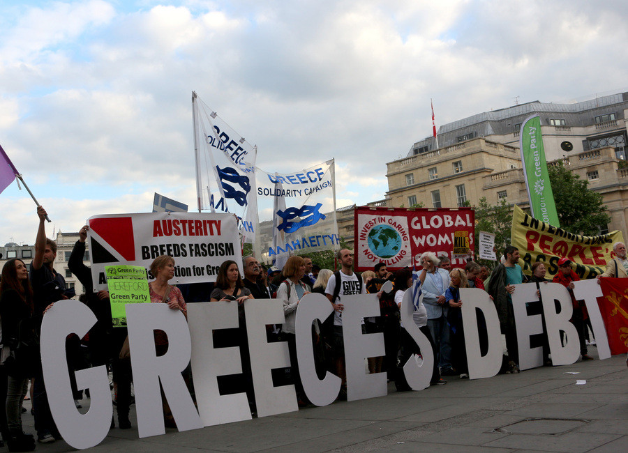 Συγκέντρωση για το κούρεμα του ελληνικού χρέους στο Λονδίνο [ΦΩΤΟ