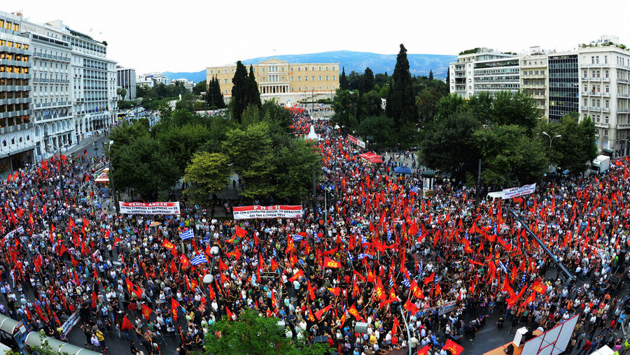 Συλλαλητήριο ΚΚΕ στο Σύνταγμα: «Ο λαός να πει όχι στα κόμματα του ευρωμονόδρομου»