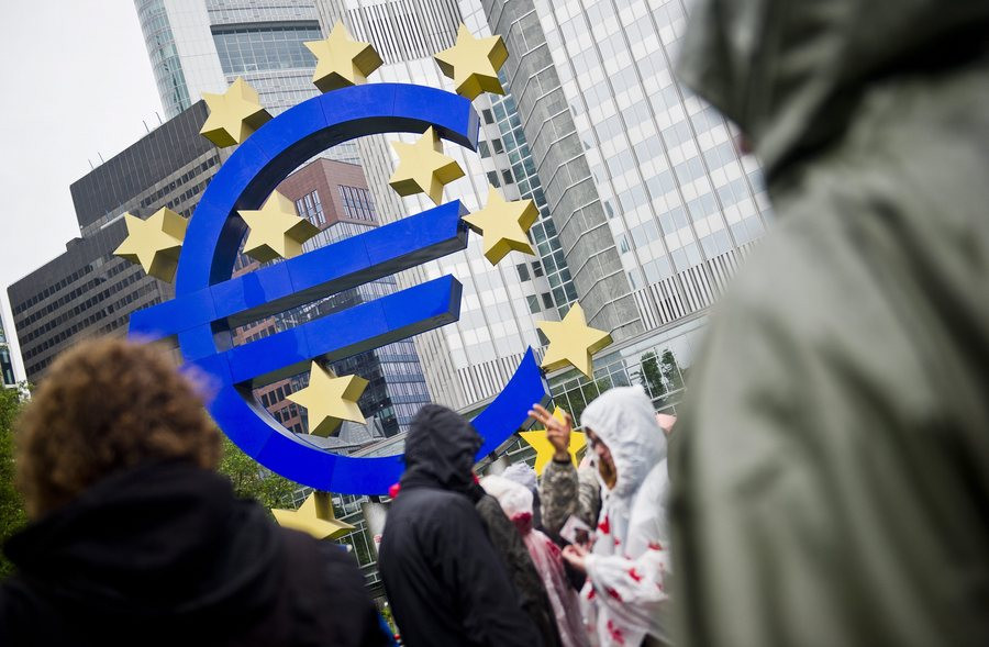 Reuters: Τη Δευτέρα εξετάζει ξανά τον ELA η ΕΚΤ