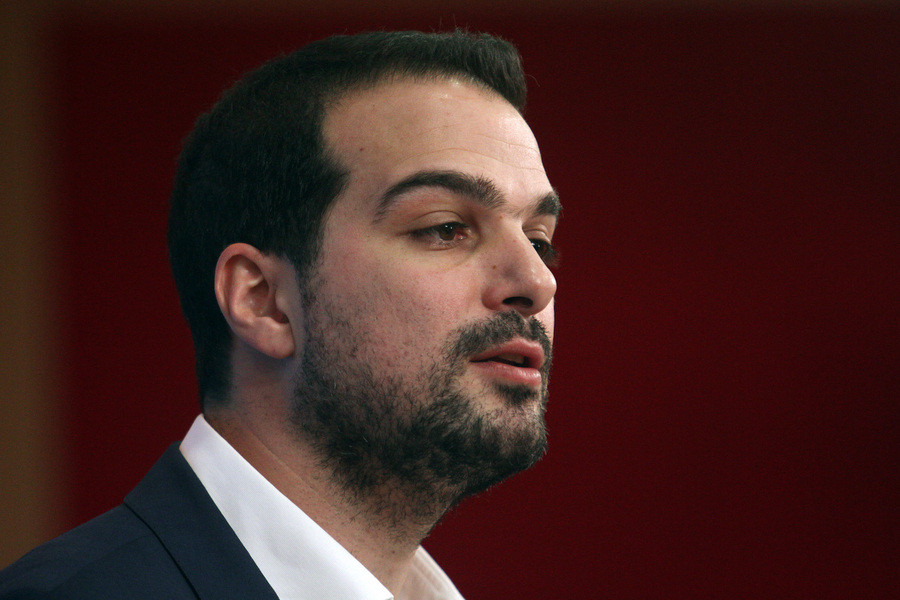 Σακελλαρίδης: Συνωστισμός πρώην πρωθυπουργών υπέρ του «Ναι»…