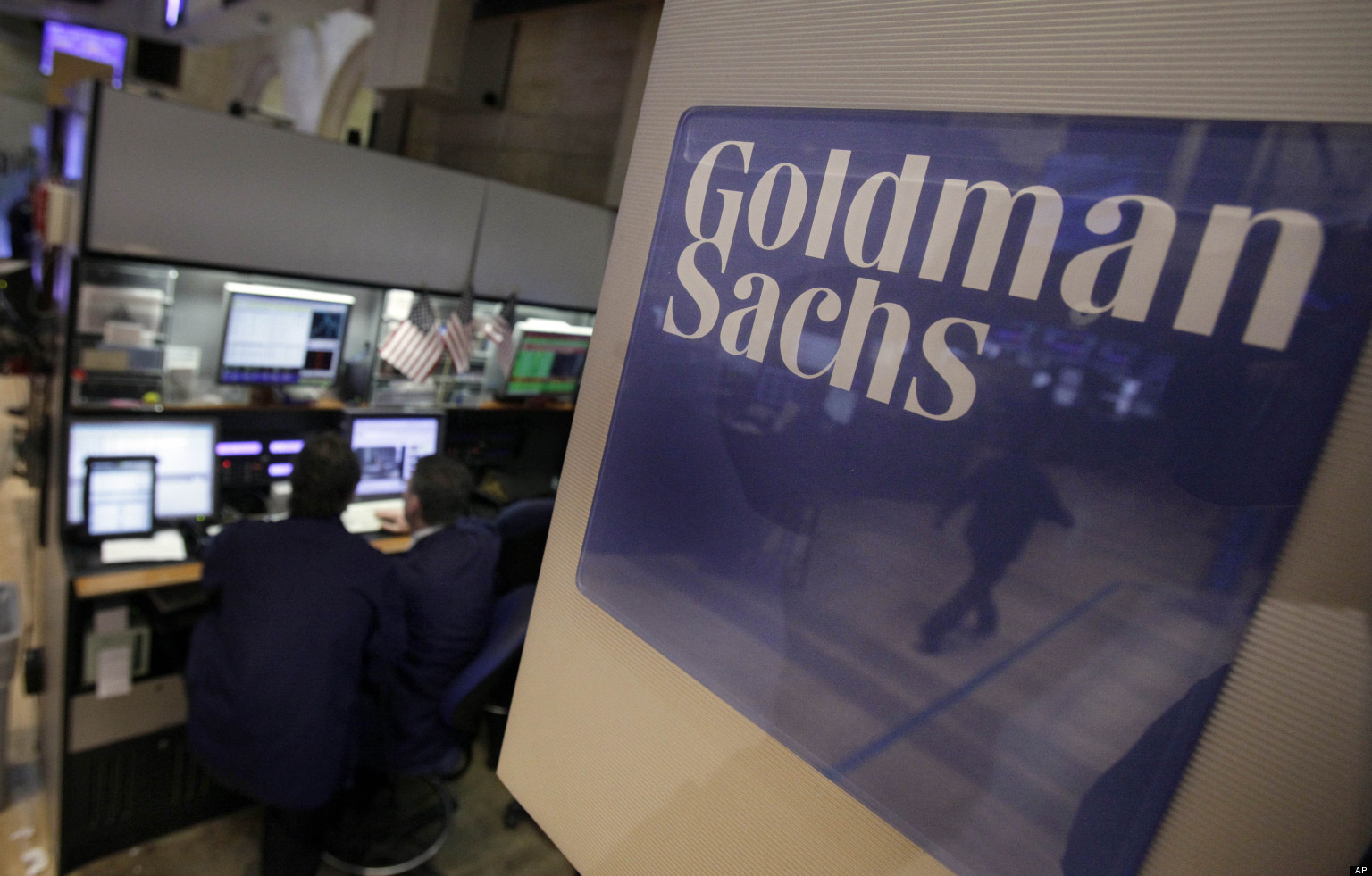 Ευρωζώνη και αντικατάσταση της κυβέρνησης προβλέπει η Goldman Sachs