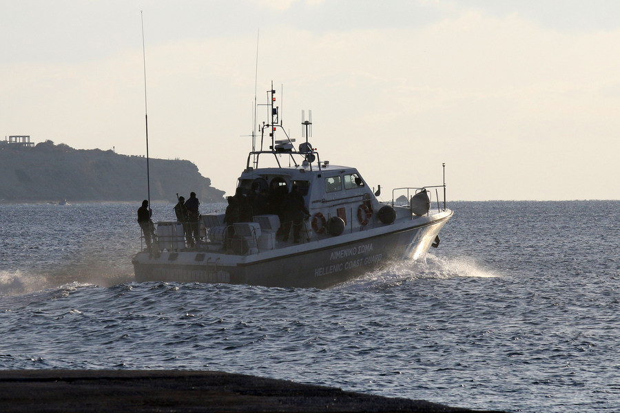 Τέσσερις νεκροί στο ναυάγιο του Φαρμακονησίου – Συνελήφθη ο διακινητής