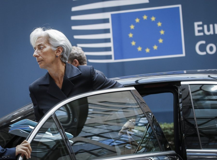 Λαγκάρντ: Το ελληνικό χρέος χρήζει μίας νέας αναδιάρθρωσης [ΒΙΝΤΕΟ]