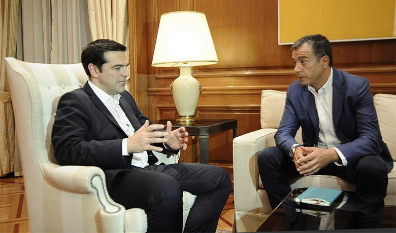 Θεοδωράκης: Συμφωνήσαμε με τον Τσίπρα να παραμερίσουμε τις διαφορές μας