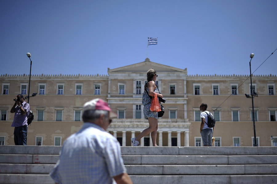 Διεθνής Τύπος: «Ναι» στη συμφωνία, ασυμφωνία στον ΣΥΡΙΖΑ και μετά τι;