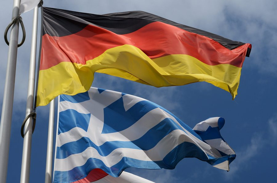 Die Zeit: Ευρωπαϊκή εγγύηση χρέους αντί για αναδιάρθρωση που ζητά το ΔΝΤ