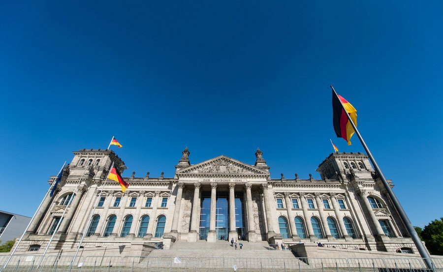 Το Βερολίνο έτοιμο για να συζητήσει την ελάφρυνση του χρέους
