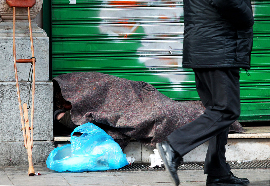 Παράλληλα σύμπαντα ανισότητας: Η Ελλάδα της κρίσης και των… κροίσων