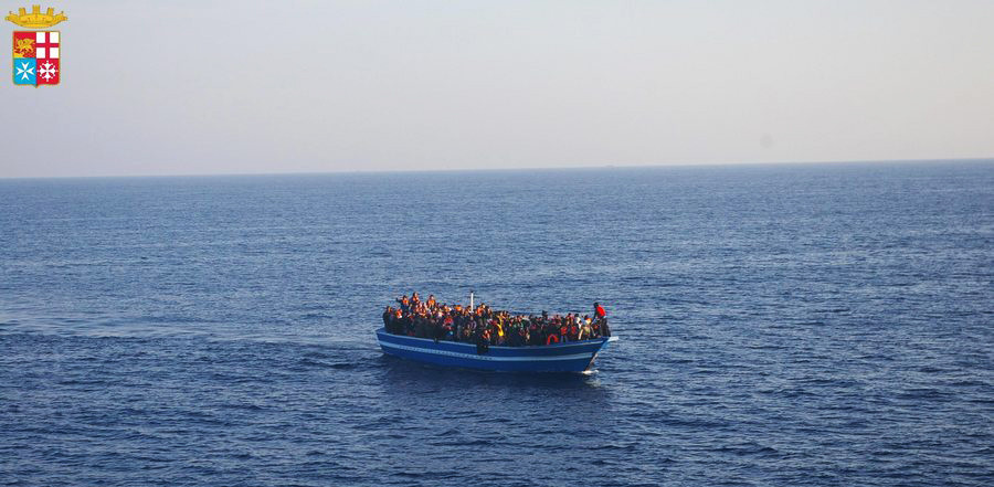 Επιχείρηση διάσωσης 3.000 μεταναστών νότια της Σικελίας