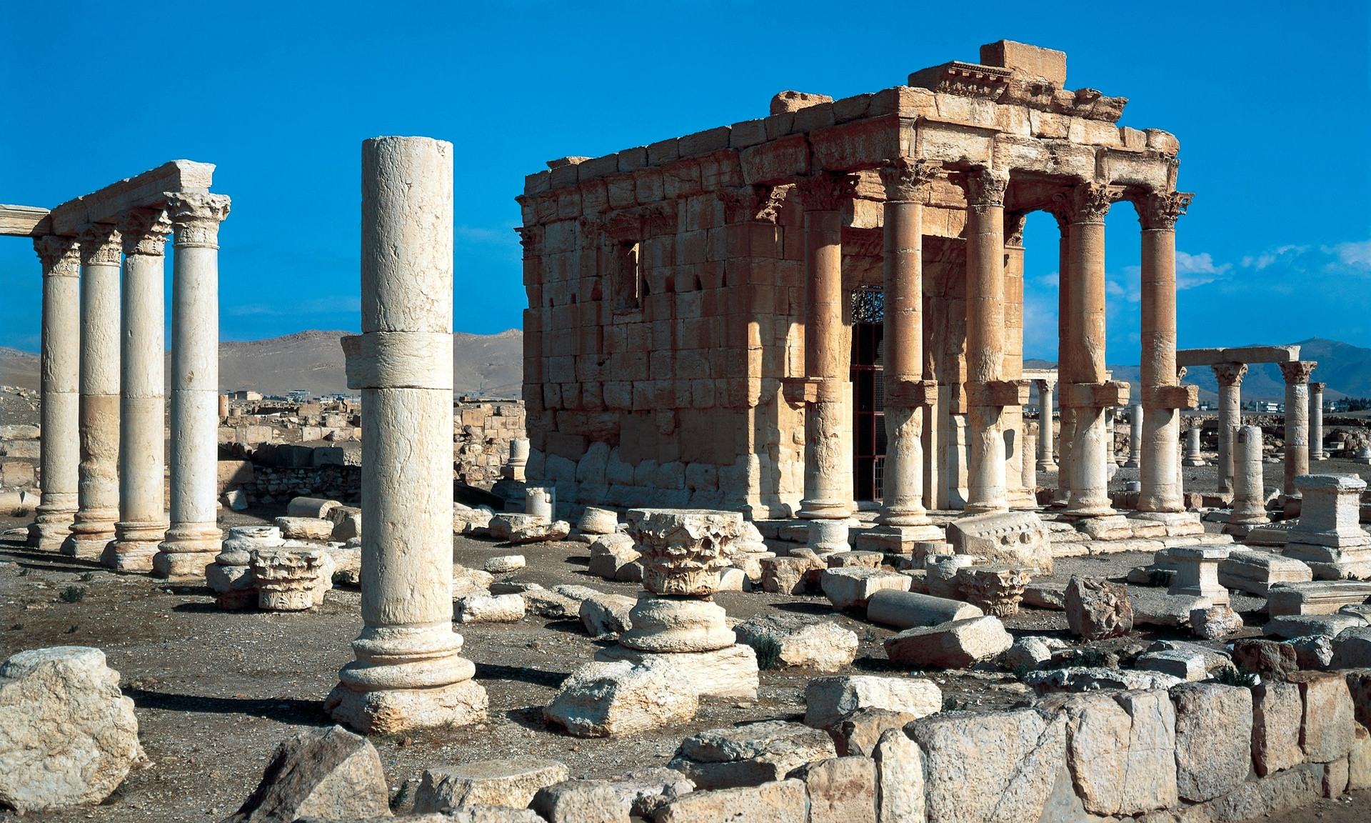Ανατίναξαν αρχαίο ναό στην Παλμύρα οι τζιχαντιστές