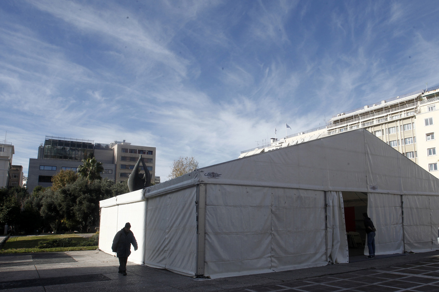 Πού θα είναι τα εκλογικά κέντρα των κομμάτων στην Αθήνα