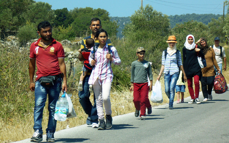 Κατανομή 120.000 προσφύγων στις χώρες της ΕΕ ζητούν οι Βρυξέλλες