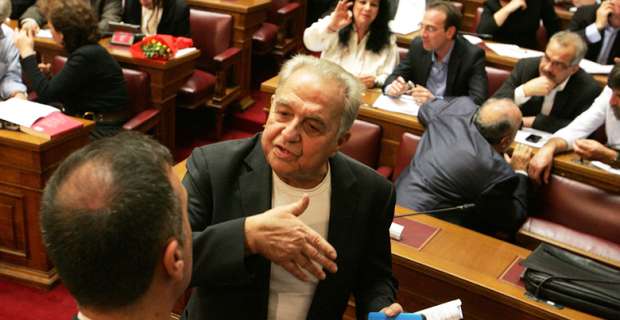 Φλαμπουράρης: Έχουμε μάθει στον Καμμένο να γράφει τυφλό σύστημα με το… αριστερό