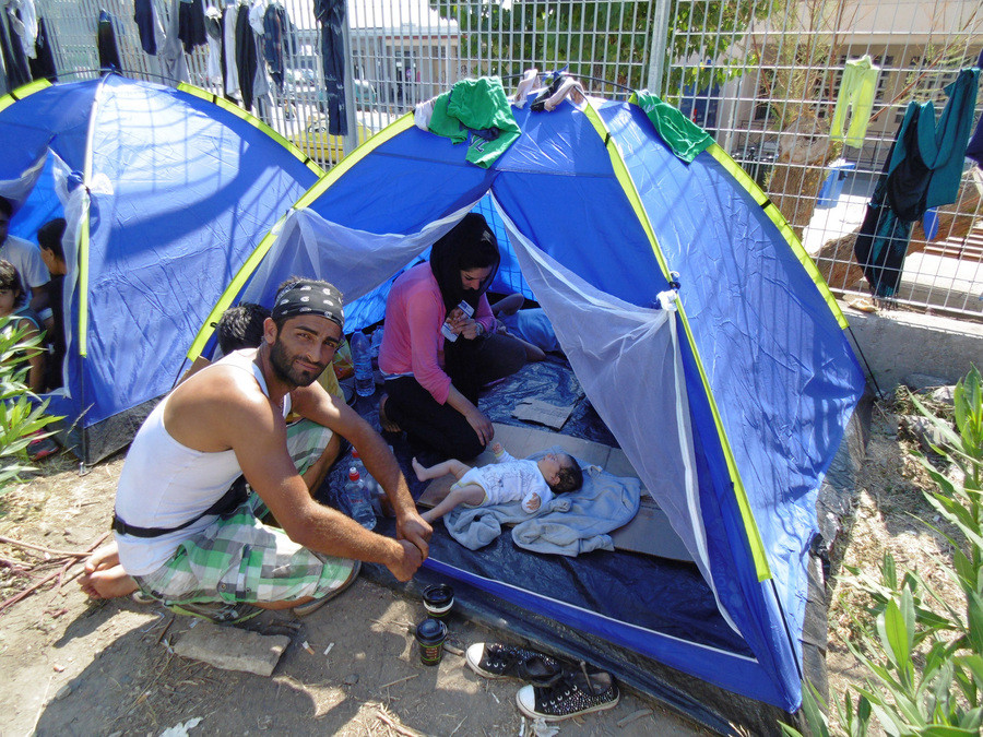 Έκτακτη χρηματοδότηση 2,5 εκατ. για το προσφυγικό ζητά η Ελλάδα από Κομισιόν