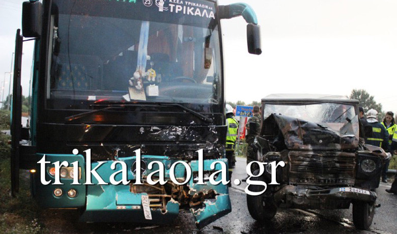 Τρίκαλα: Σύγκρουση λεωφορείου με στρατιωτικό όχημα – 7 τραυματίες [ΒΙΝΤΕΟ+ΦΩΤΟ]