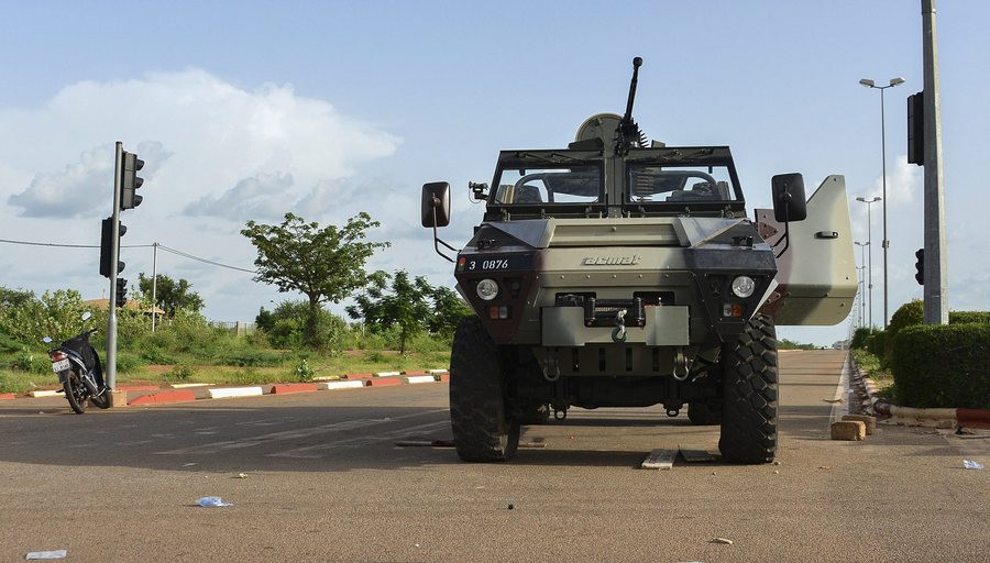 Αιματηρές συγκρούσεις μετά το πραξικόπημα στην Μπουρκίνα Φάσο