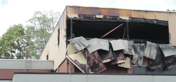 Γερμανία: Εμπρηστική επίθεση σε υπό κατασκευή κέντρο φιλοξενίας προσφύγων [ΒΙΝΤΕΟ]
