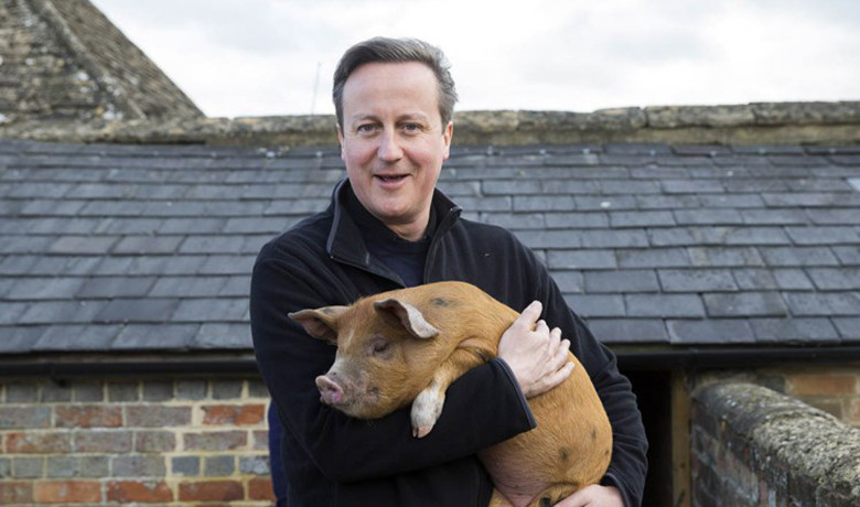Piggate: Το σκάνδαλο του Κάμερον που ταράζει τη Βρετανία