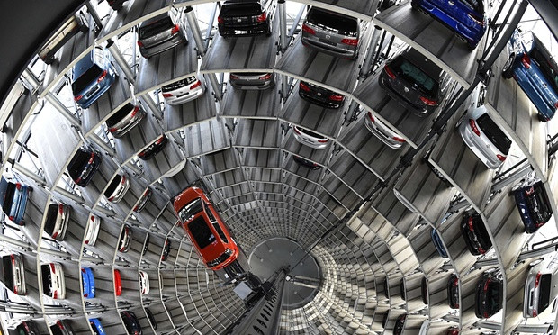 Σκάνδαλο Volkswagen: Παραποίησε τους ρύπους σε 11 εκ. αυτοκίνητα παγκοσμίως