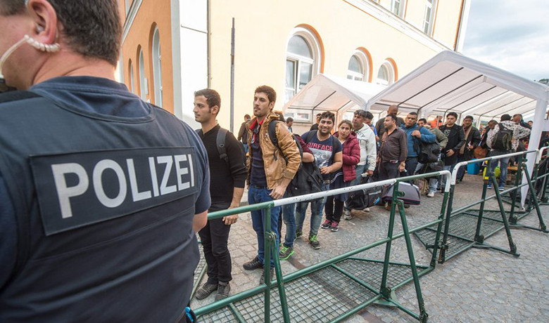 Γερμανία: Φόβοι για προσηλυτισμό νεαρών προσφύγων από φανατικούς ισλαμιστές