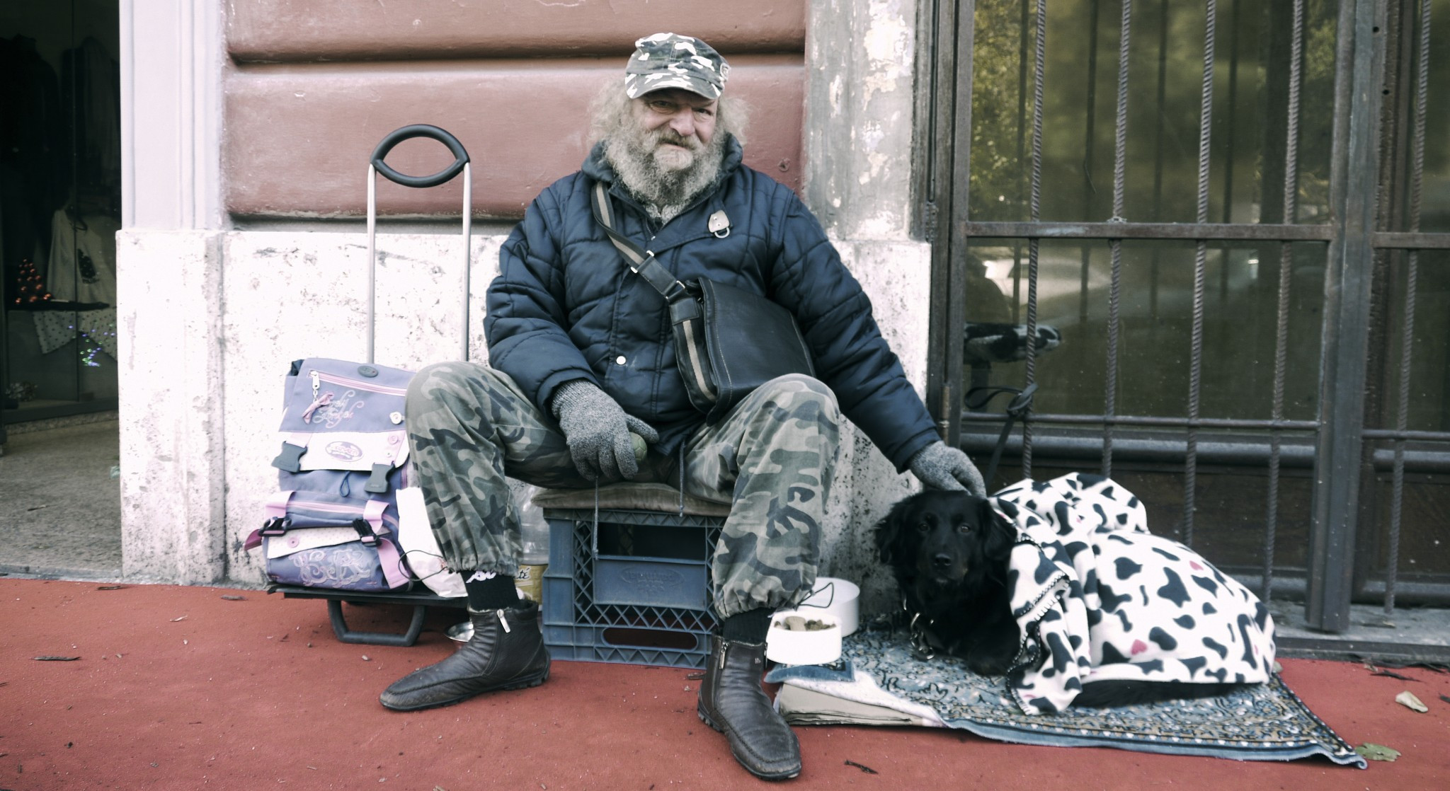 Οι άστεγοι του Τορίνο συγκέντρωσαν χρήματα για τους πρόσφυγες