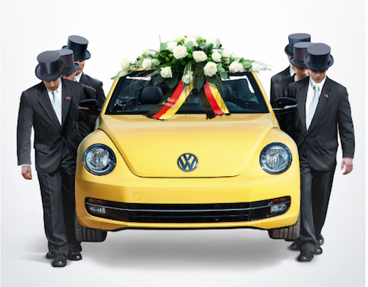 Ο «σκαραβαίος» της Volkswagen «αυτοκτόνησε» και το Spiegel τον κηδεύει