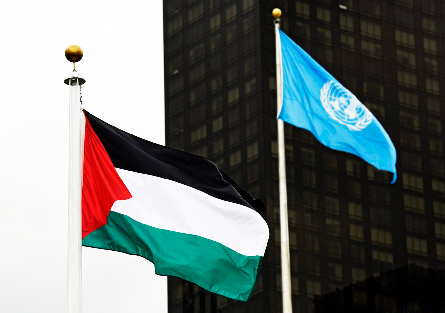 Η σημαία της Παλαιστίνης υψώθηκε στην έδρα του ΟΗΕ [ΦΩΤΟ+ΒΙΝΤΕΟ]