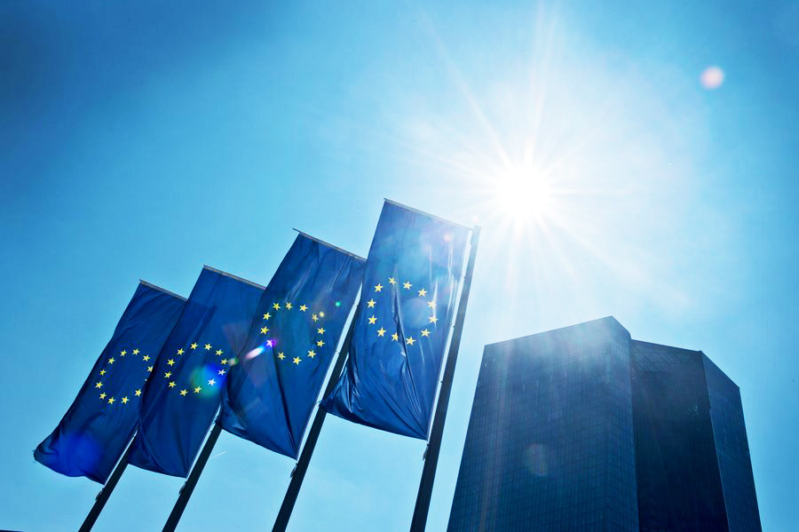 Πάνω από 200 επενδυτές ζητούν αποζημιώσεις από την ΕΚΤ για το ελληνικό PSI
