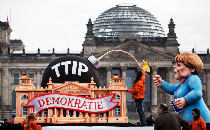 Βροντερό «όχι» από εκατοντάδες χιλιάδες Γερμανούς στην TTIP